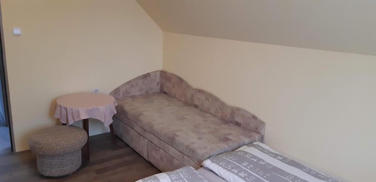 Rozsa Apartment Hajdúszoboszló Buitenkant foto
