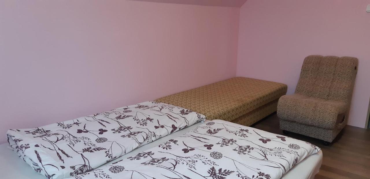 Rozsa Apartment Hajdúszoboszló Buitenkant foto